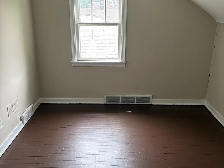 396 N Center Ave #2 — Photo 7