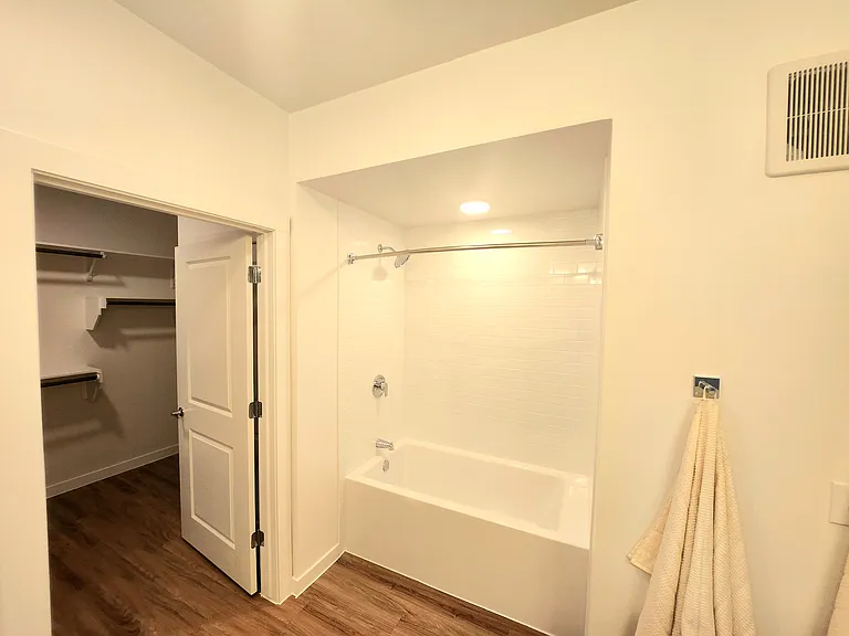 Decker Ln — Photo 4