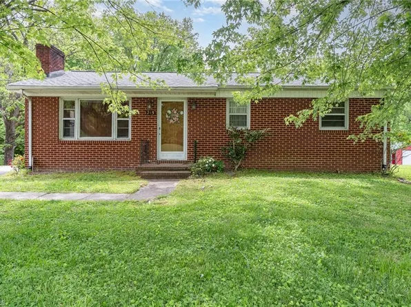 215 McBride Rd, Mount Airy, NC 27030