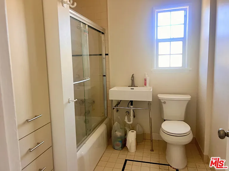 2333 S Garth Ave — Photo 15