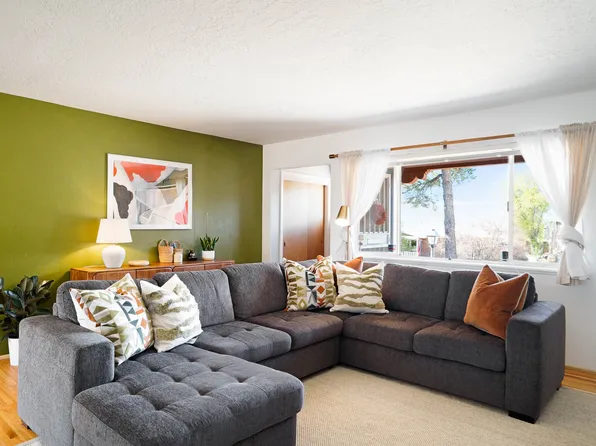 1115 S Plata Cir, Santa Fe, NM 87501