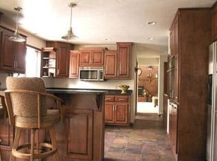 600 Hagens Ct, Little Chute, WI 54140