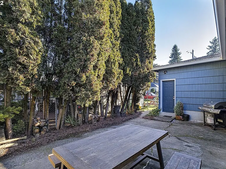 5611 NE Skidmore St — Photo 27