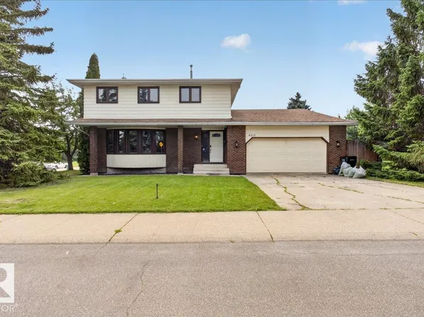 4215 Ramsay Rd NW, Edmonton, AB T6H 5M2