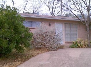 2310 Rebel Rd, Austin, TX 78704