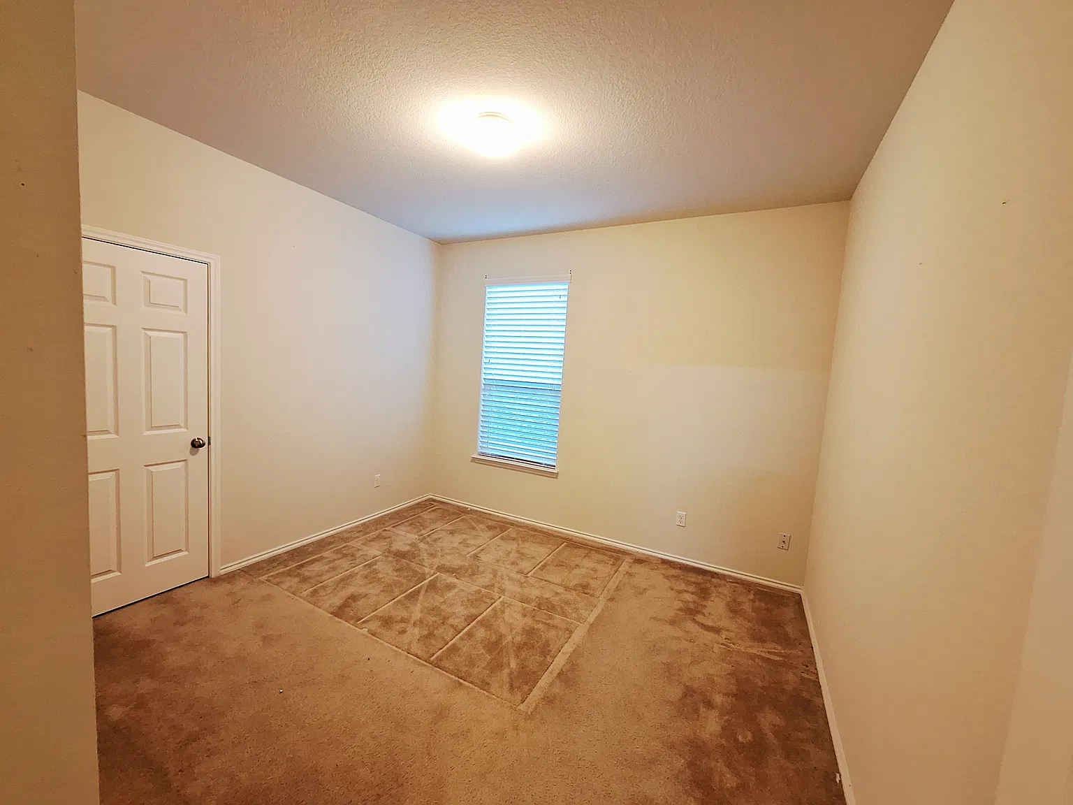 128 Thrasher Cove - 1 — Photo 2