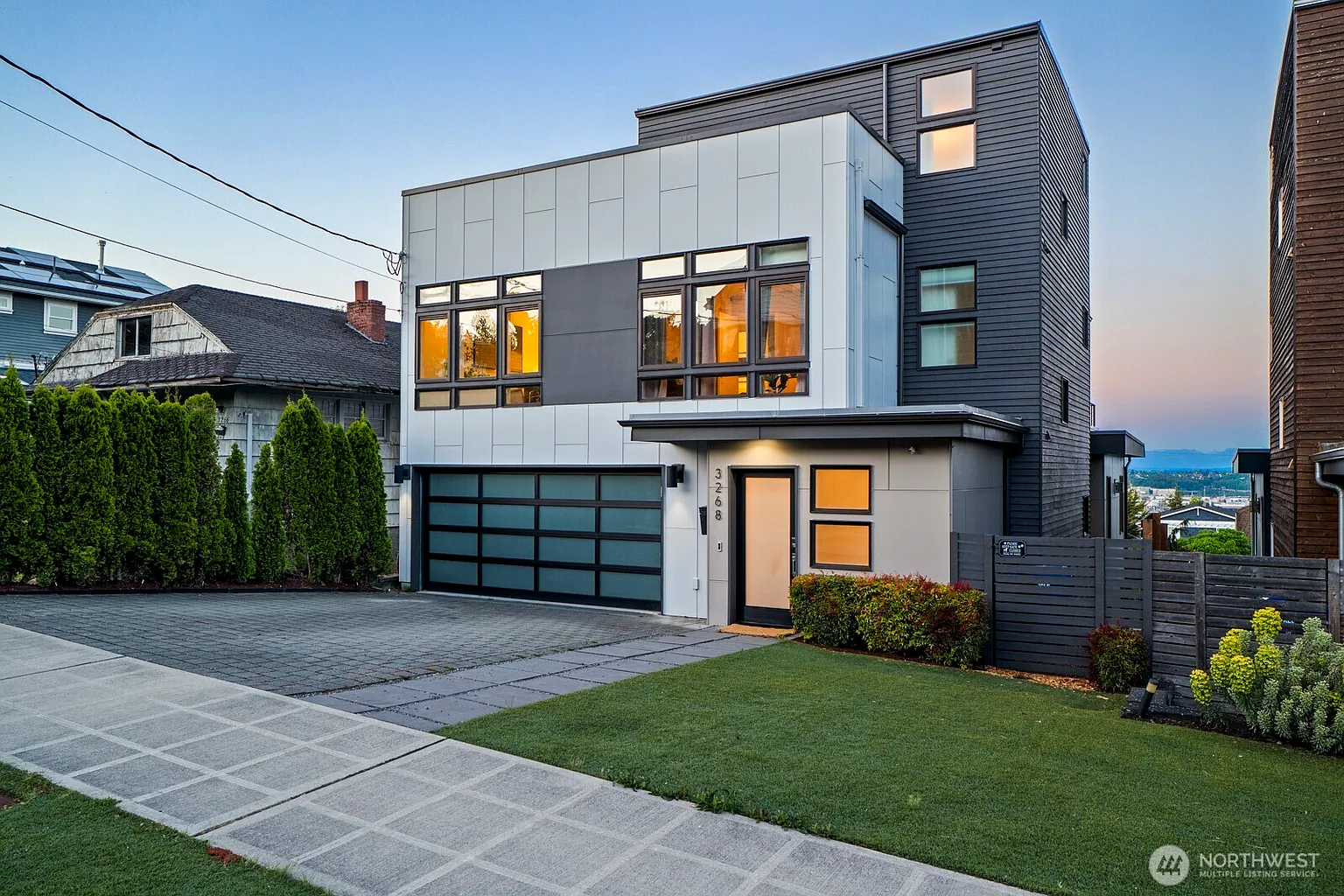 3268 37th Avenue SW photo 1