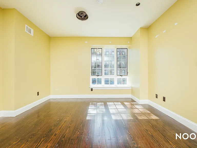 1027 President St #1A — Photo 4