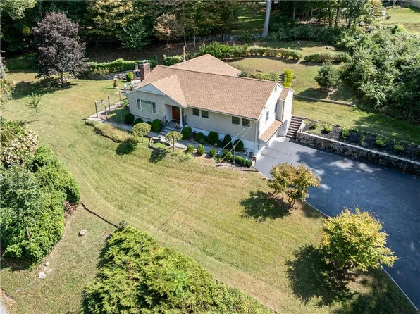 45 Stonehouse Road, Somers, NY 10589