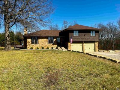 6330 SW Wanamaker Rd, Auburn, KS, 66402