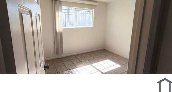 2nd image of 412 W Monroe Ave APT 4
