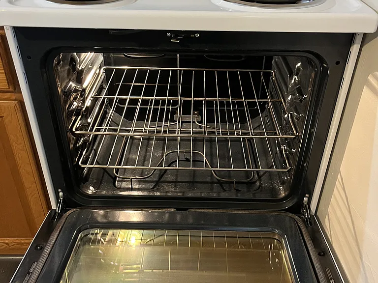 121 Hughes Pl N #2 — Photo 5