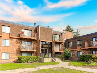 112 Mullingar Ct APT 2A, Schaumburg, IL, 60193