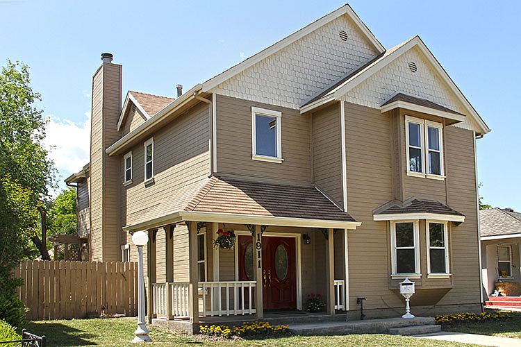 1st image of 1911 Vine St