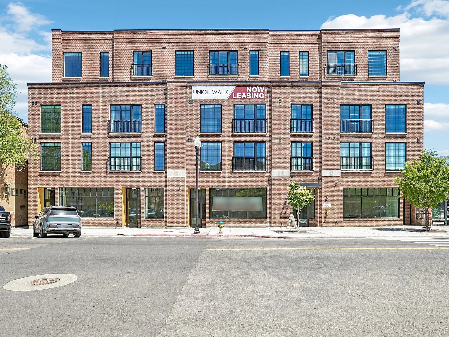 Union Walk Apartments — Photo 2