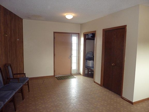 5th image of 8972 27th St SE