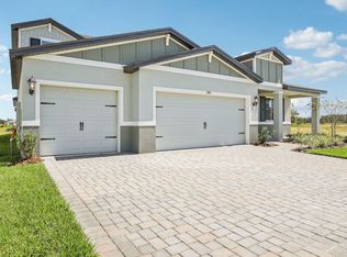 1740 Draughton Dr, Zephyrhills, FL 33541