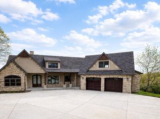 204 Pebble Beach Dr, Branson, MO 65616