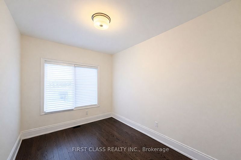 Richmond Hill Townhouse for rent - 4 Bedrooms — photo 12