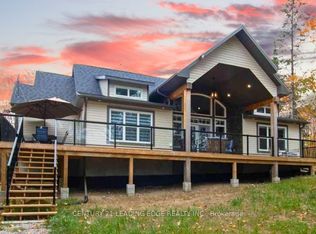 1056 Lippert Ln, Faraday, ON K0L 1C0