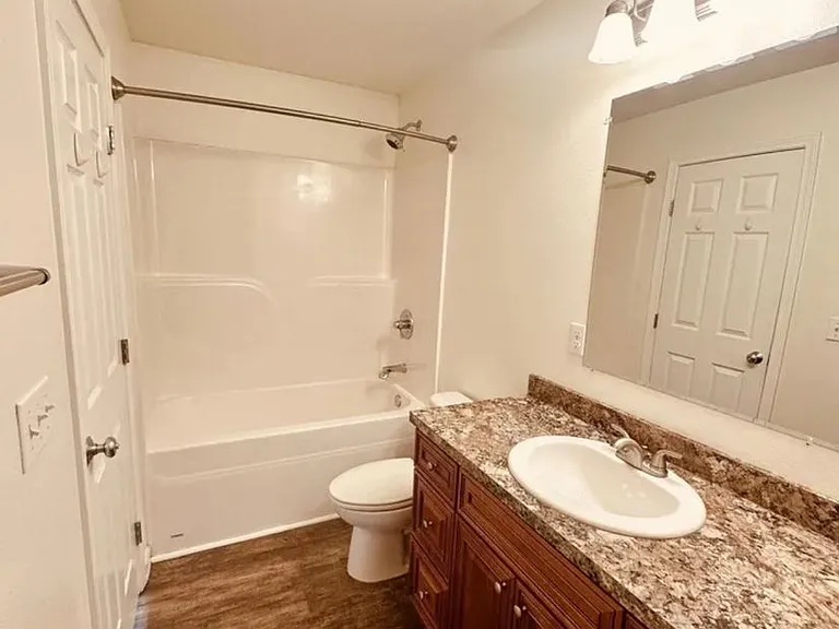 4542 W Amanda Dr — Photo 8