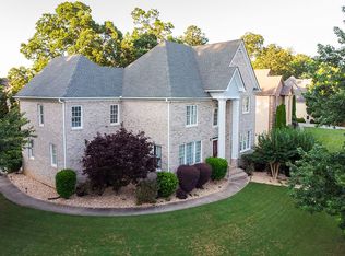 2570 Holly Springs Rd NE, Marietta, GA 30062