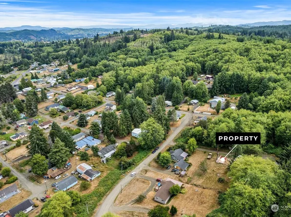 1922 Stuart Street, Raymond, WA 98577
