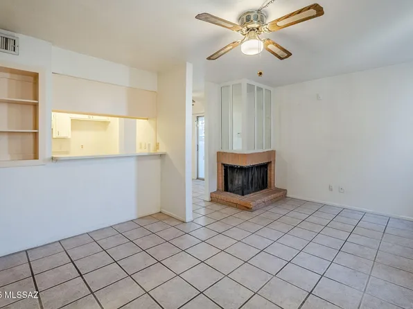 1600 N Wilmot Rd Unit 138, Tucson, AZ 85712