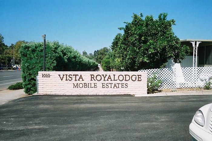 1010 E. Bobier Dr. 92084