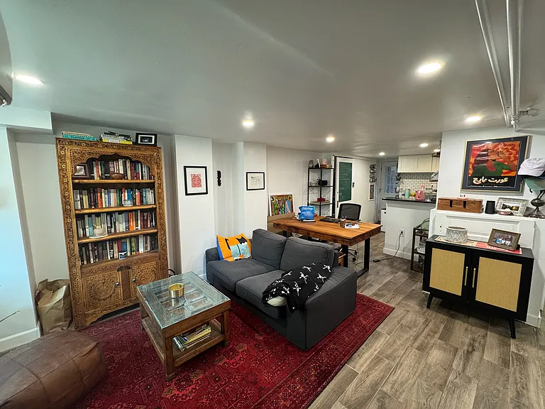 47 S St NW #B — Photo 2