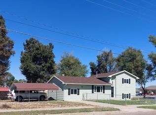 721 E 6th St, La Junta, CO 81050