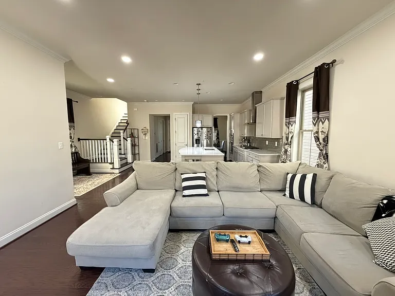 22237 Fulmer Ave — Photo 10