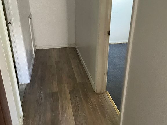 4th image of 3666 Carman Rd #2L