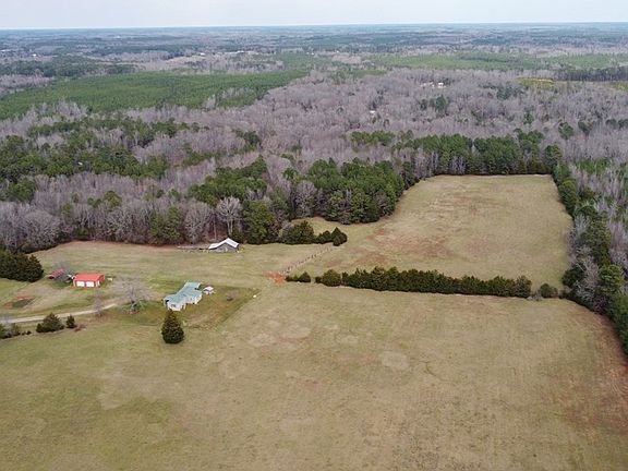 4th image of 161 Monterey Rd