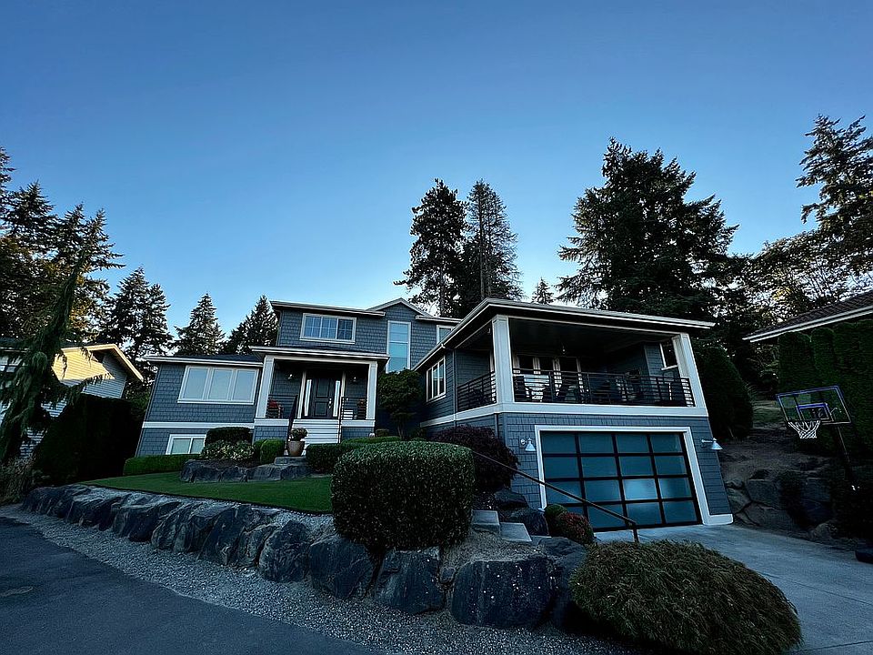 1st image of 212 19th Ave