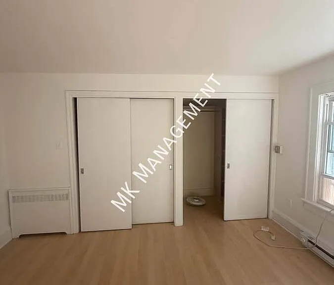 571 Charles Ave — Photo 31