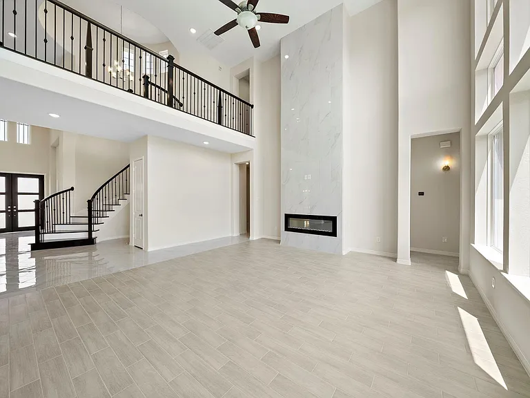 9806 Oakwood Trl — Photo 6