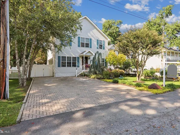 938A Williams St, Edgewater, MD 21037