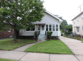 6118 32nd Ave, Kenosha, WI 53142