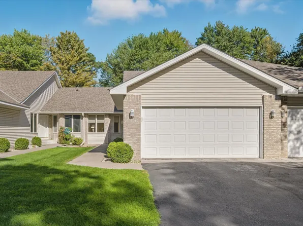 11995 Aberdeen St NE, Blaine, MN 55449