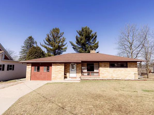 570 Clark STREET, Manawa, WI 54949