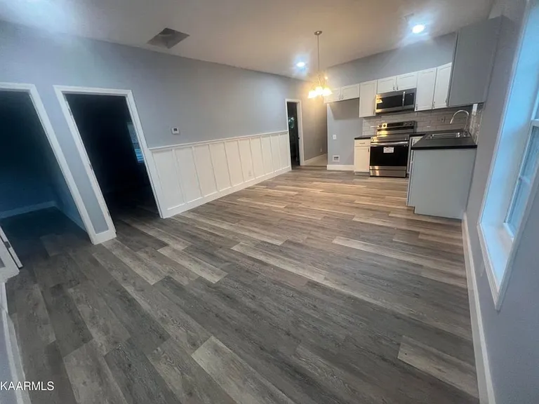 1219 Delaware Ave — Photo 20
