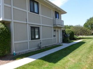 122 Pocasset Ct, Schaumburg, IL 60193