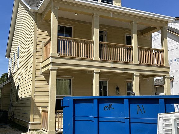 2nd image of 2033 Blue Bayou Blvd