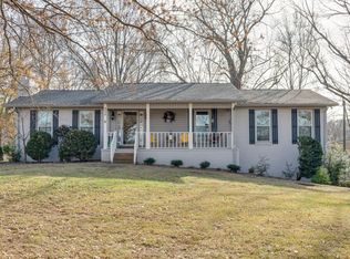 828 Tom Osborne Rd, Columbia, TN 38401
