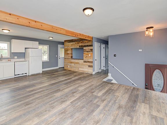 4th image of 5130 Edgeview Rd