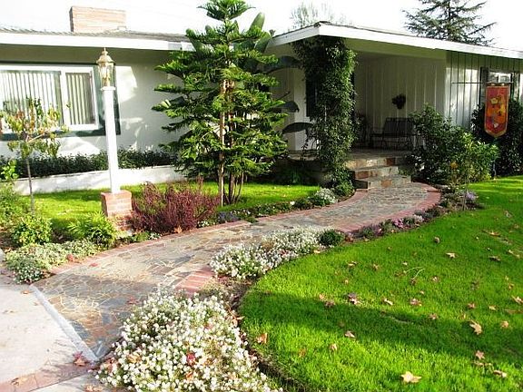 3rd image of 470 Gatewood Ln