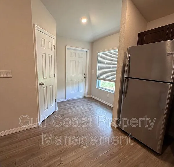 10162 Tramore Ave — Photo 8