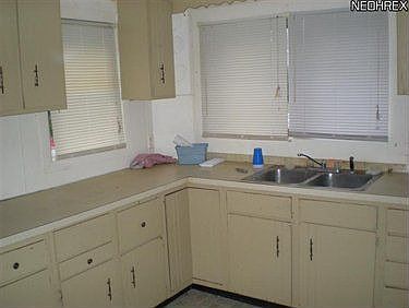 5th image of 1639 Ambre Dr