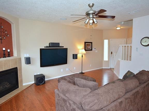 4th image of 10845 Pizzo Dr NW